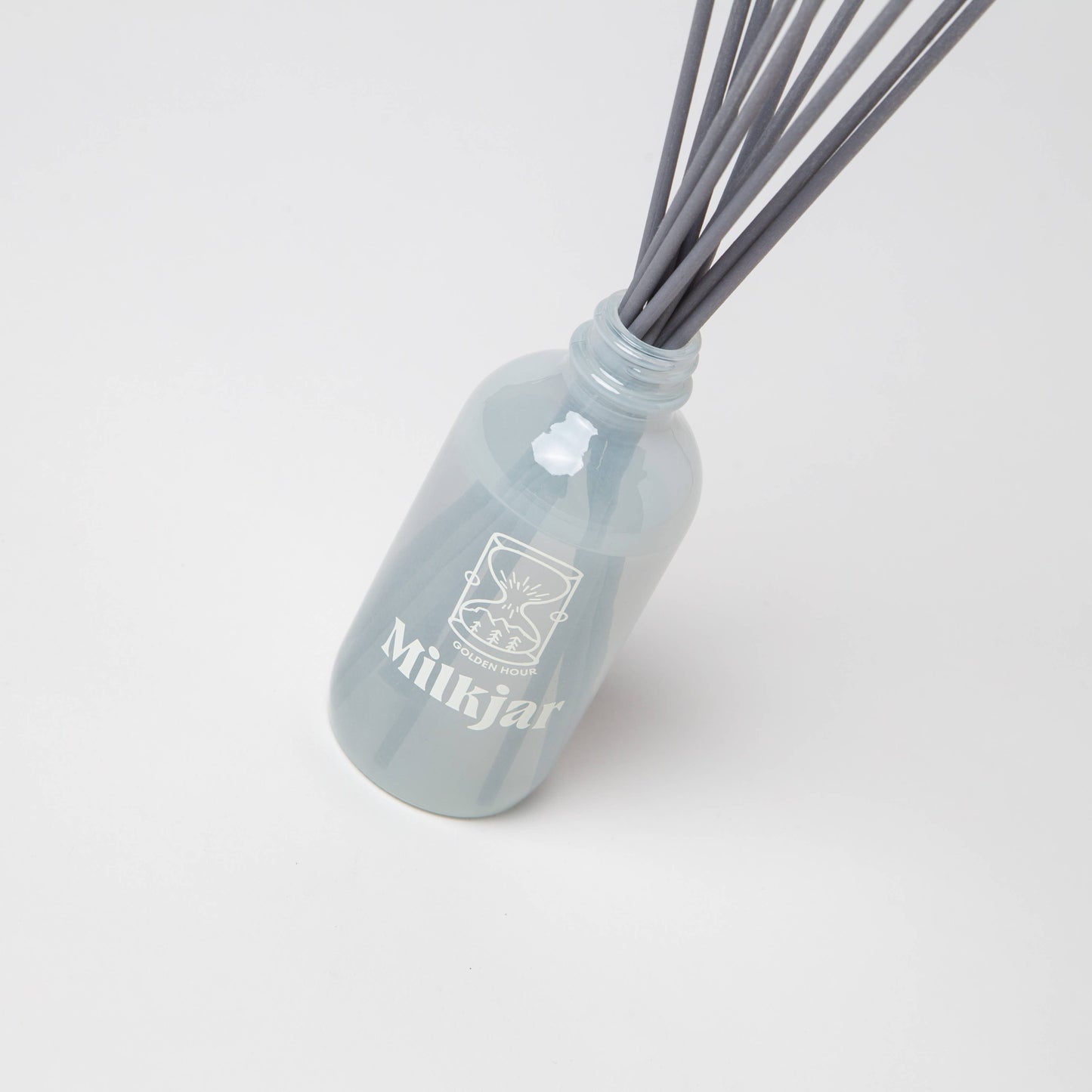 Golden Hour - Cashmere, Cedarwood & Musk 4oz Reed Diffuser