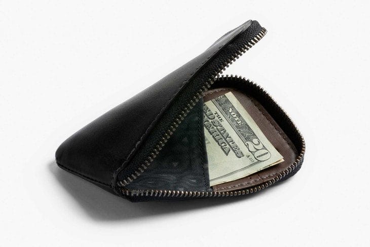 The-Unmediocre-Store-Bellroy-Black-Dollar-Bills-Card-Pocket
