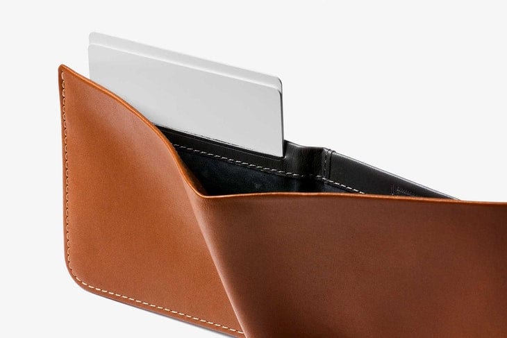 The-Unmediocre-Store-Bellroy-Caramel-Hide-Seek-Wallet