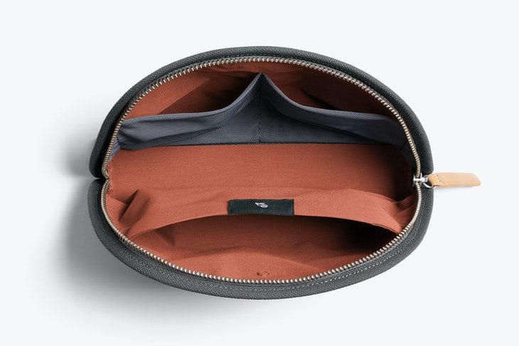 The-Unmediocre-Store-Bellroy-Charcoal-Classic-Pouch