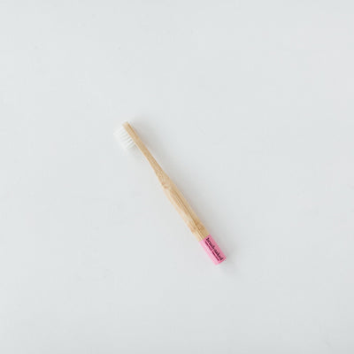 The-Unmediocre-Store-Brush-Naked-Bamboo-Toothbrush-Pink-BPA-free