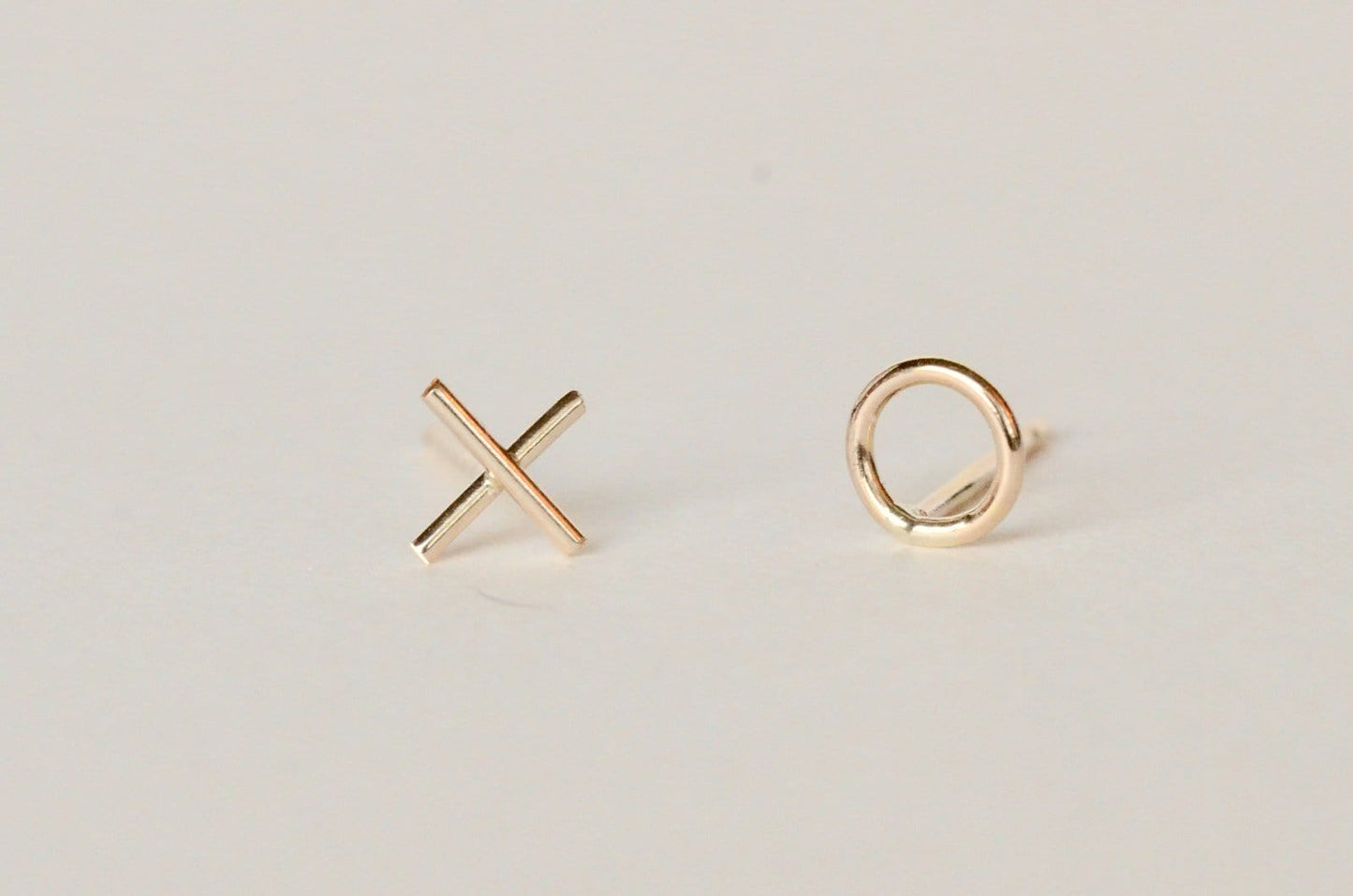 The-Unmediocre-Store-Devi-Arts-XO-Gold-Studs-Earring