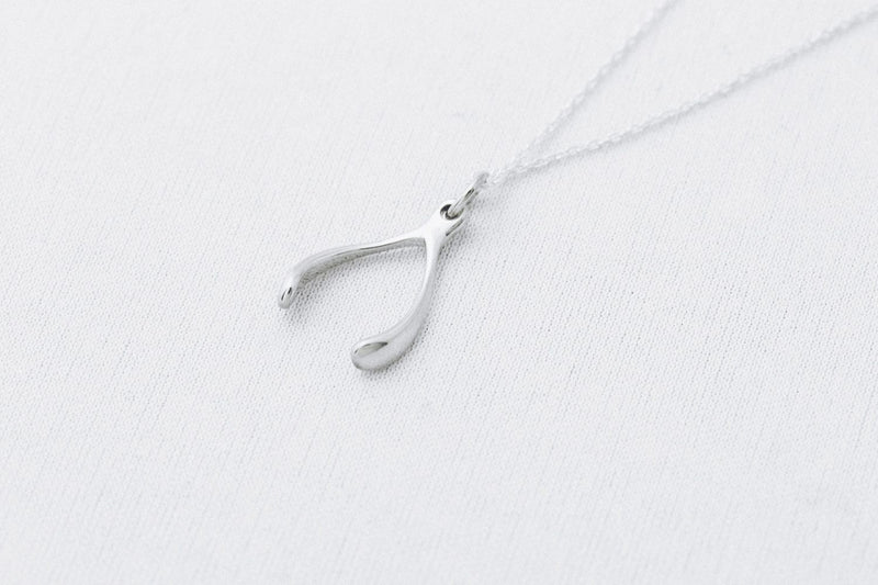 The-Unmediocre-Store-Jen-Ellis-Wishbone-Tiny-Silver-Necklace