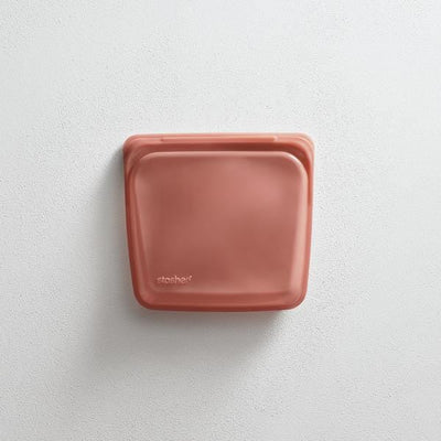 The-Unmediocre-Store-Stasher-TerraCotta-Silicone-Sandwich-Bag